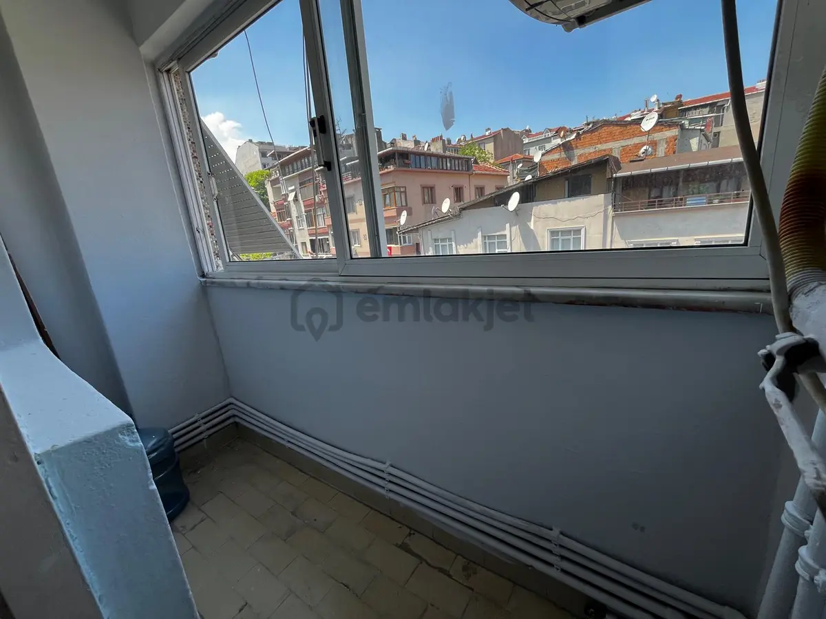Eyüp Ramı Cuma Mah'de Satılık 3+1 Daıre - 6