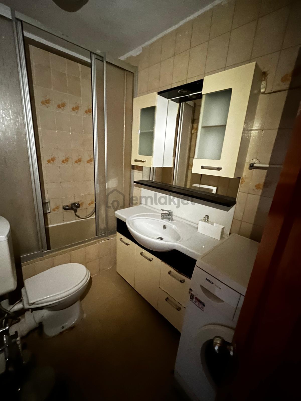 Eyüp Ramı Cuma Mah'de Satılık 3+1 Daıre - 14