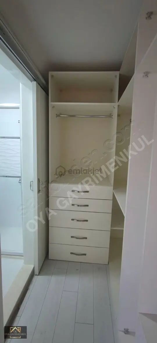 Derince 60 Evlerde Ebeveyn Banyolu Cam Teraslı 3-1 Satilik Daire - 4