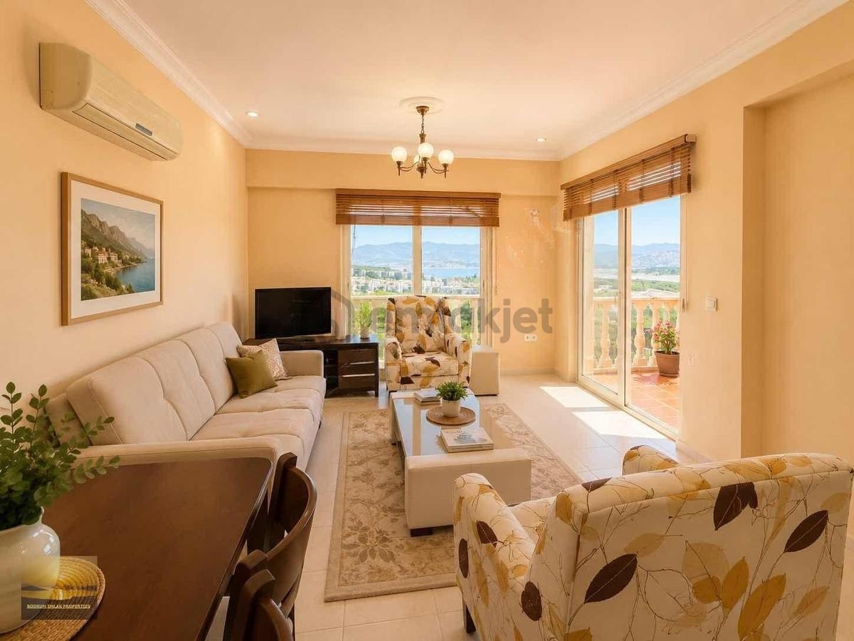 Denize Yakın Sitede Satılık Eşyalı Üstkat Daire Özel Plajlı Ev - 10