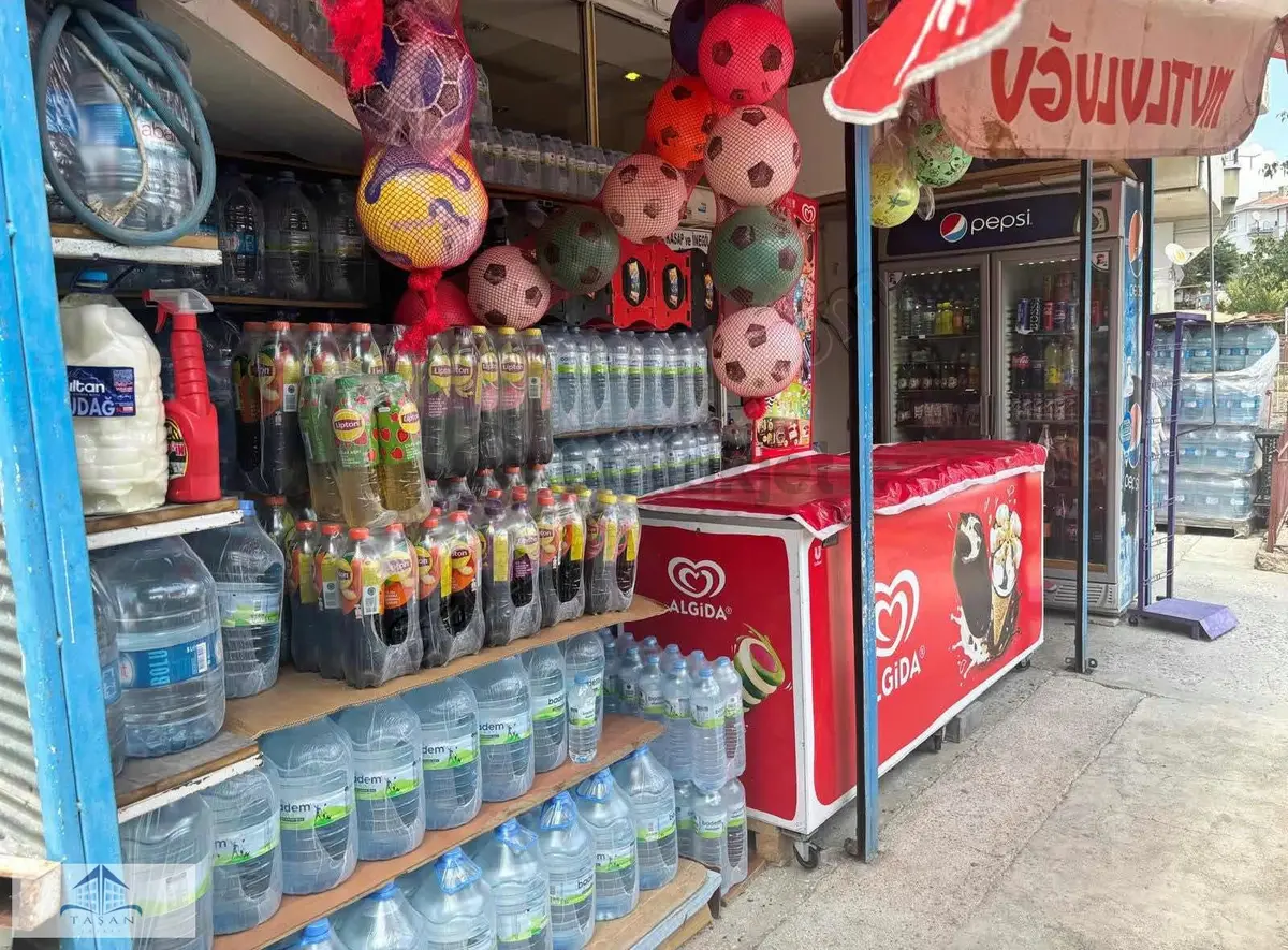 30 Yıllık İşletmecisinden Devren Kiralık Market - 4