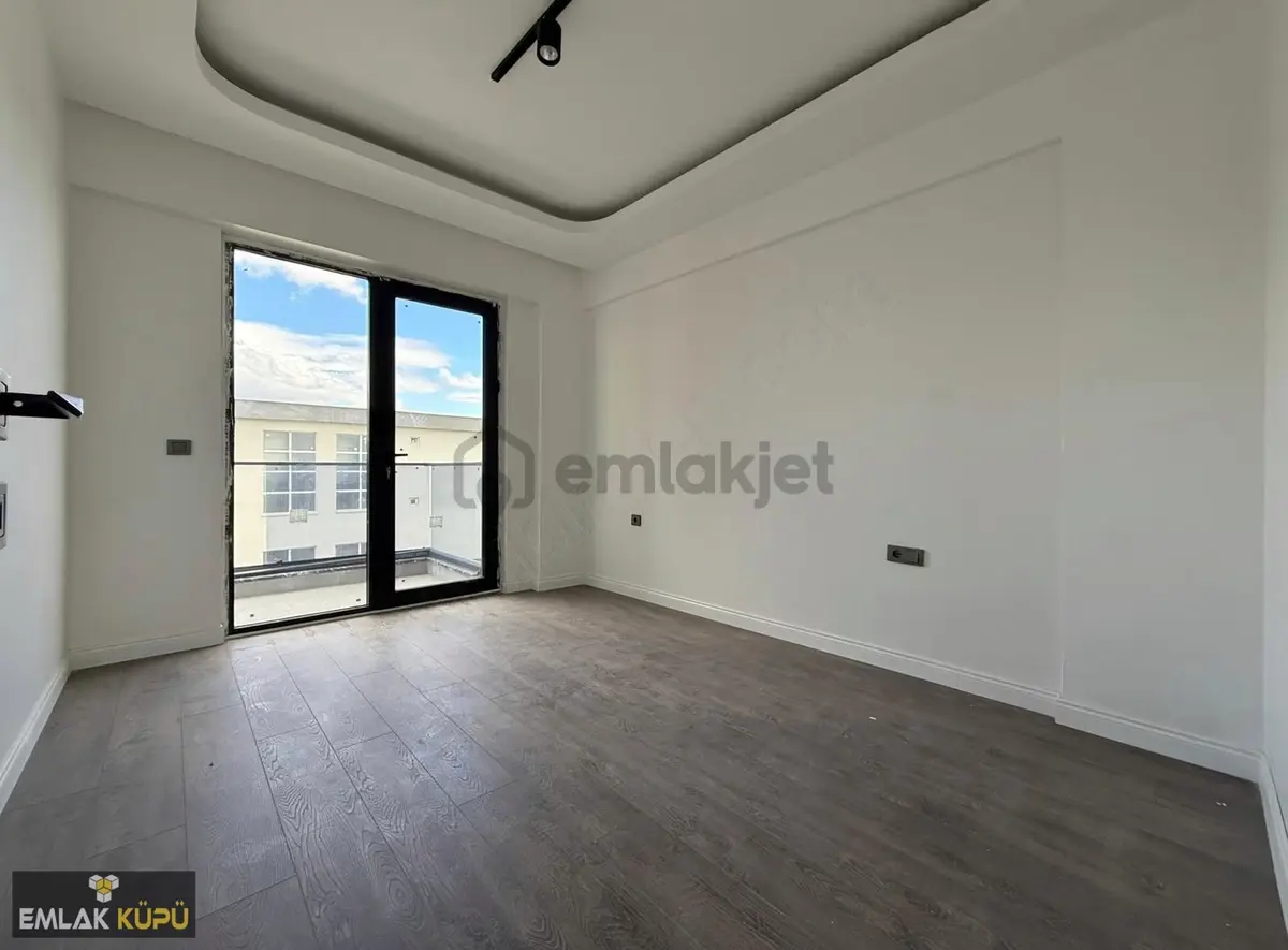 Bağlıca Mah'de Site İçerisinde Satılık 4+2 Villa - 17