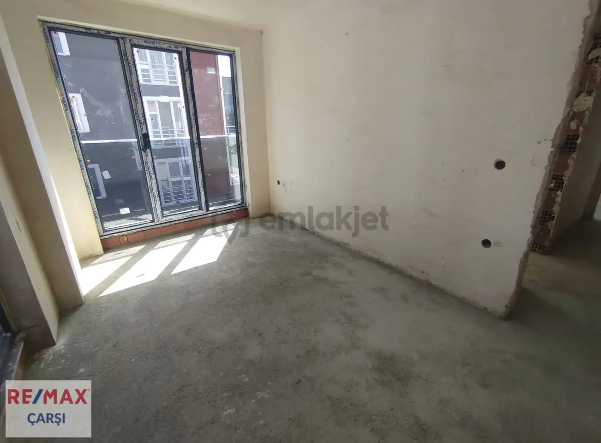 Gölcük Çiftlikte Kullanışlı Ara Kat 3+1 Satılık Daire - 23