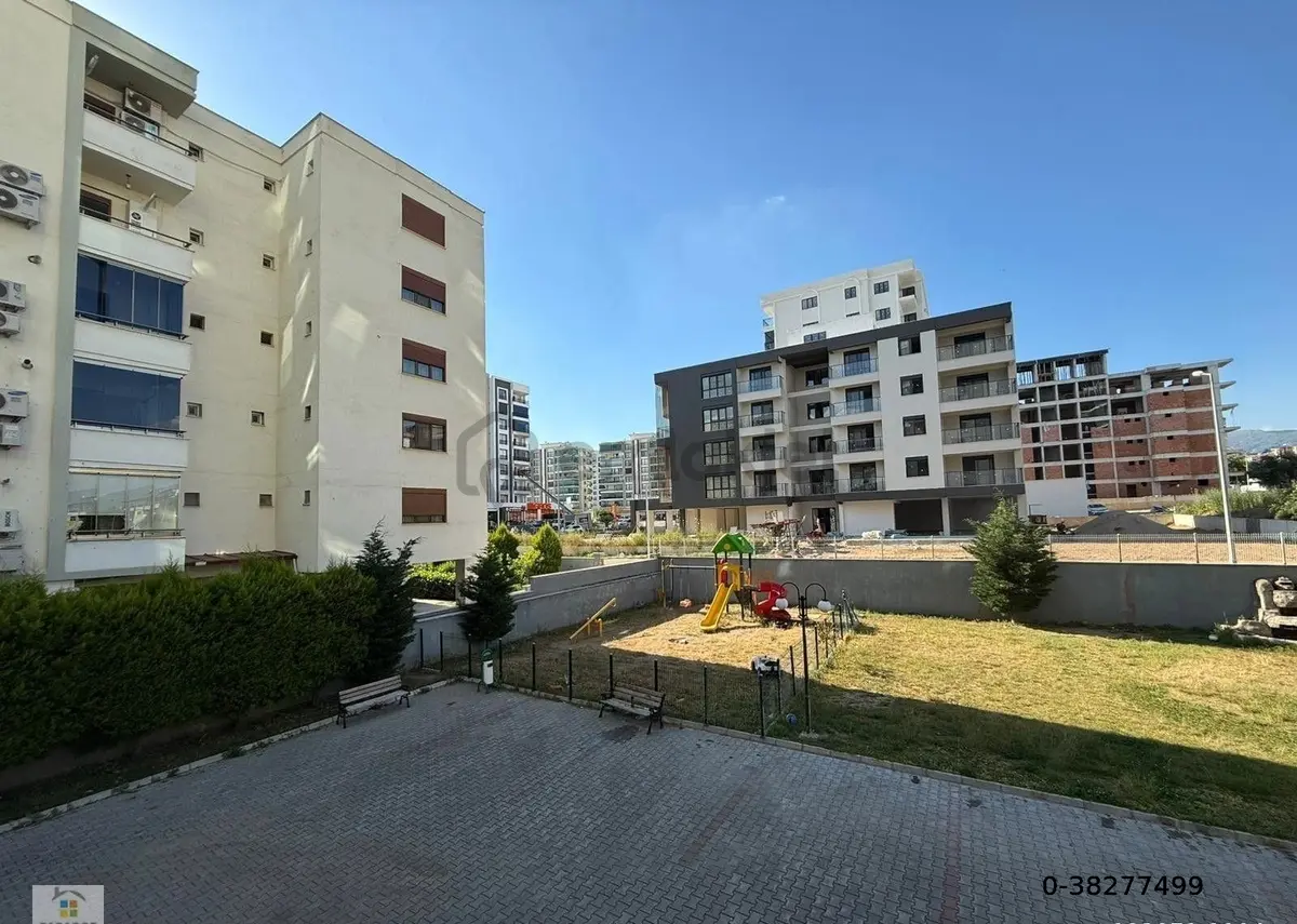 Aydın Nazilli Zafer Mahallesinde Satılık 3+1 Daire - 23