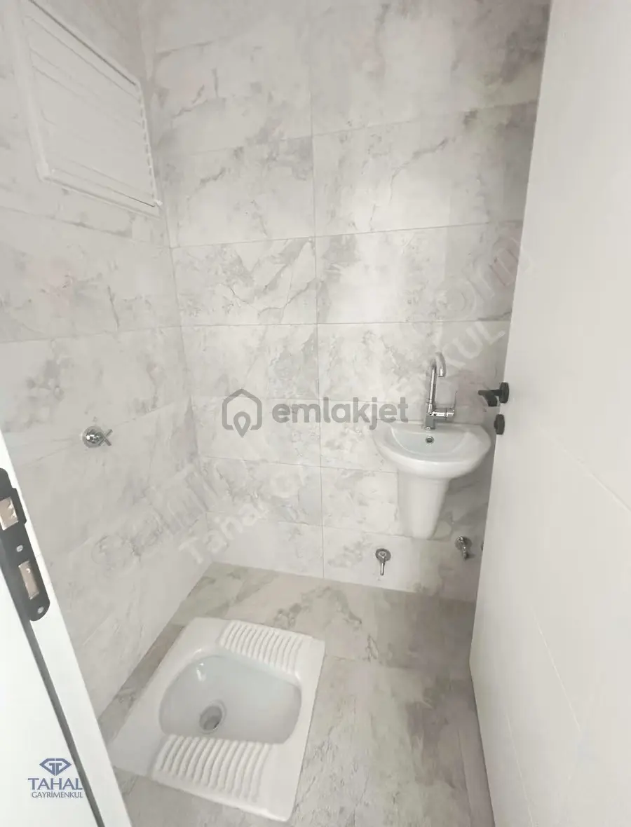 Aydoğmuş Mahallesi Tramvaya 300mt 2+1 Satılık Daire - 9