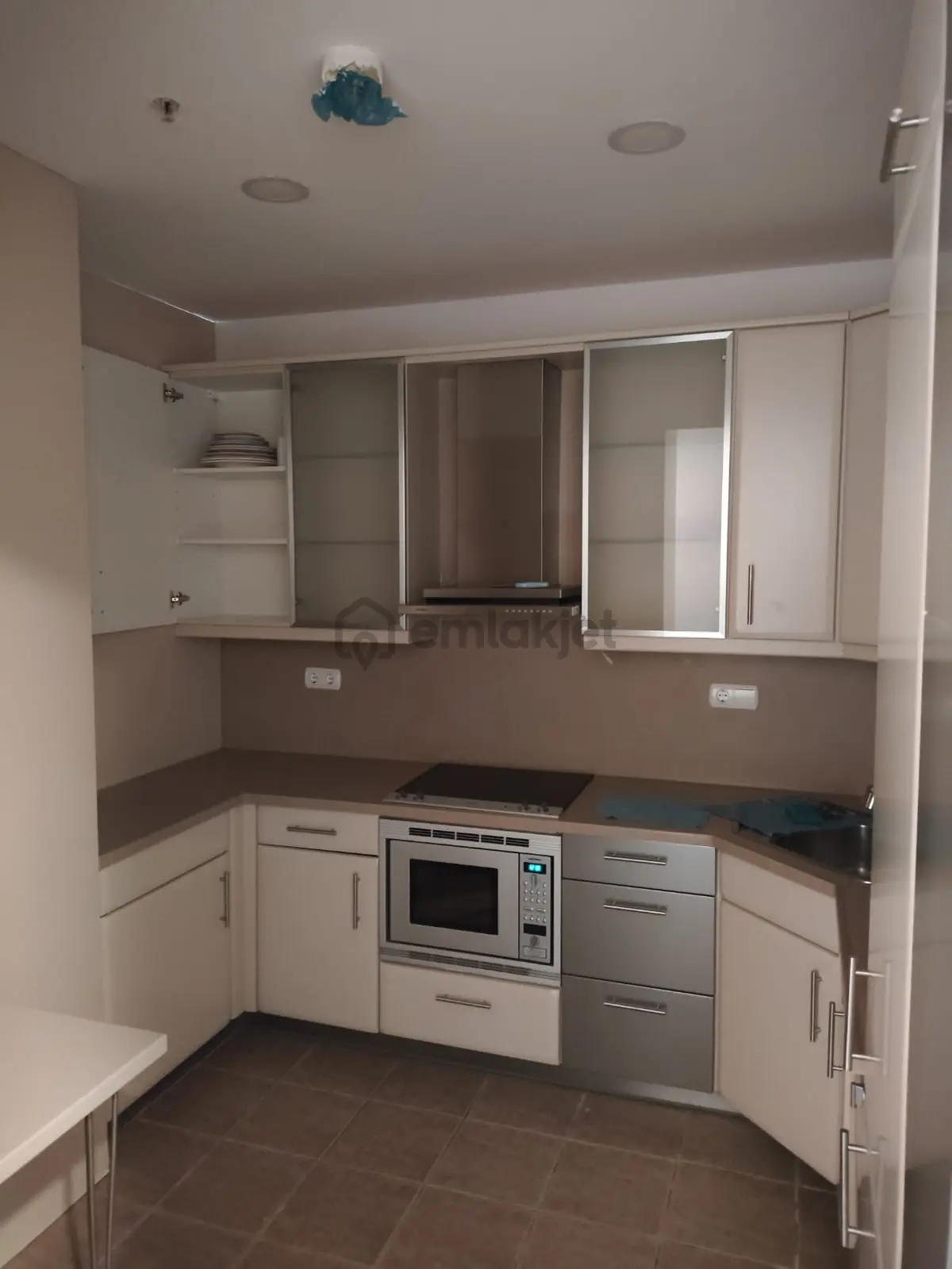 Polat Tower Resıdence 1+1 Ebeveyn Banyolu Satılık Lüks Daire - 15