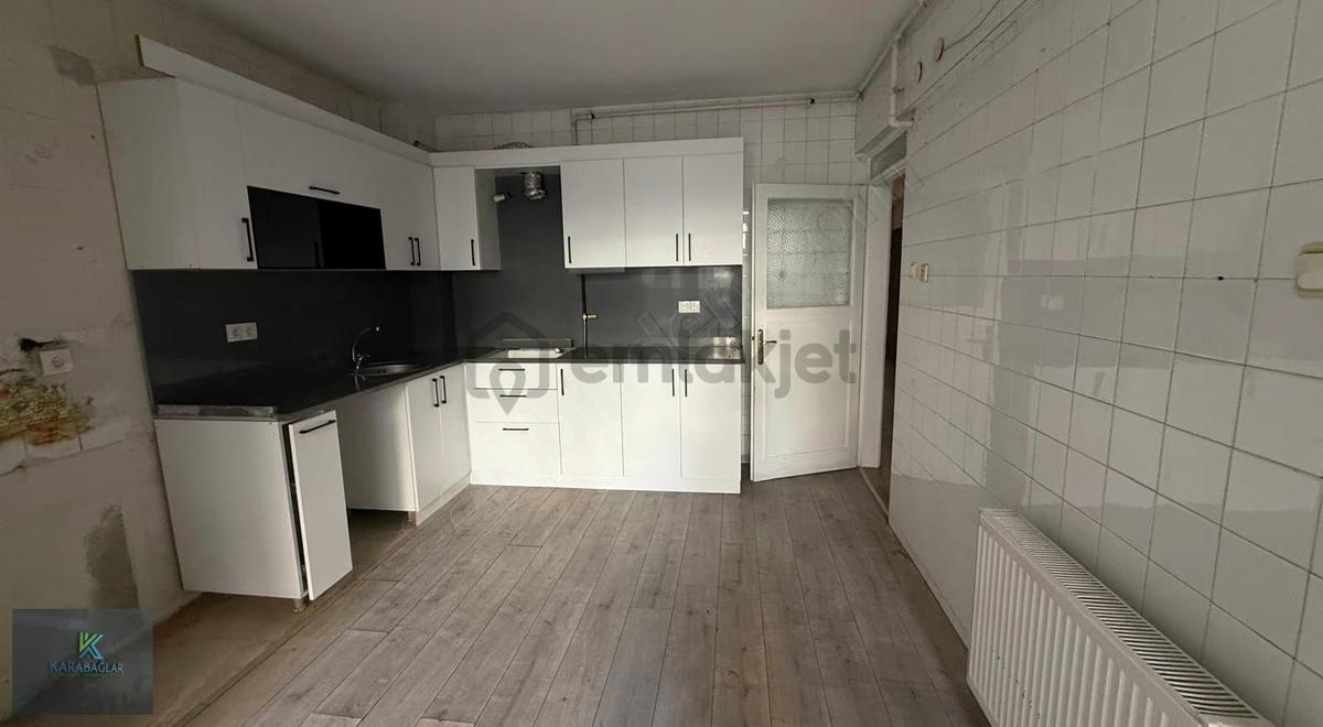 Bozyaka'da Doğalgazlı, 3+1, Ara Kat Kiralık Daire - 6