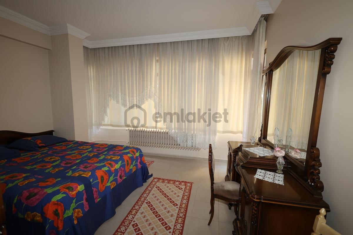 Zeybek Emlaktan Kurtuluş Mah. 3+1 Dairemiz Satılık - 30