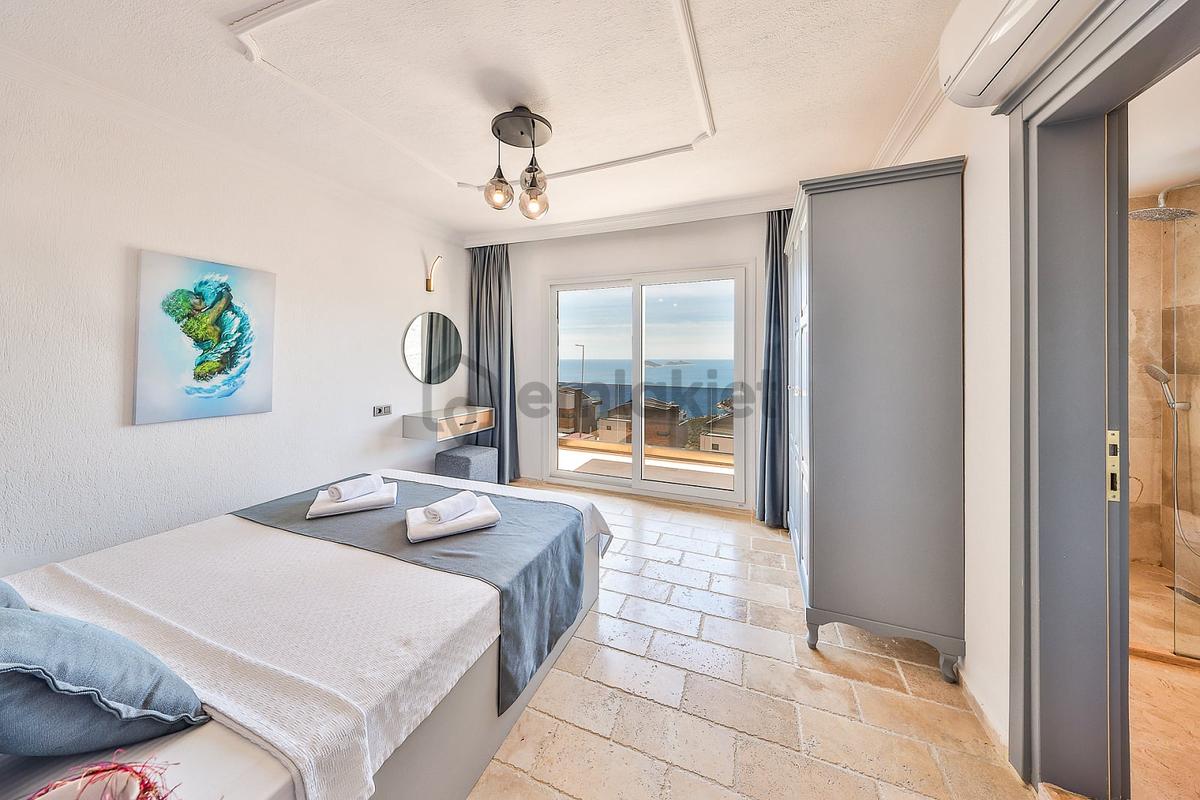 Kaş Kalkan'da Sonsuzluk Havuzlu 4+1 Lüks Villa - 29