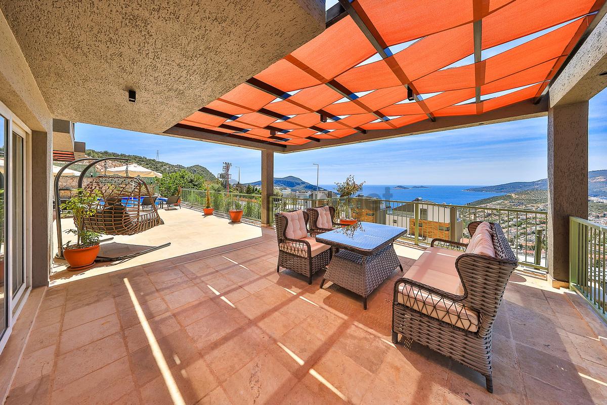 Kaş Kalkan'da Sonsuzluk Havuzlu 4+1 Lüks Villa - 12