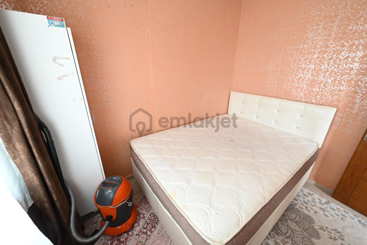 Üstünkent'ten 34. Cadde Üzerinde Satılık Full Eşyalı 1+1 Daire - 24