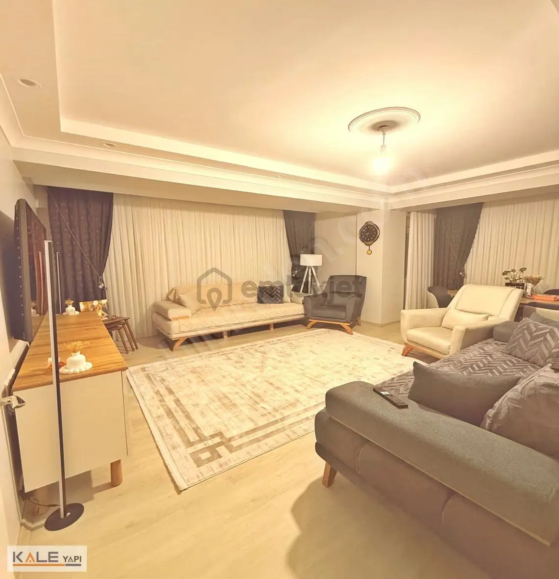 Göçmenlerin İçinde Dev Metrekare Aşiret Paket Daire - 4