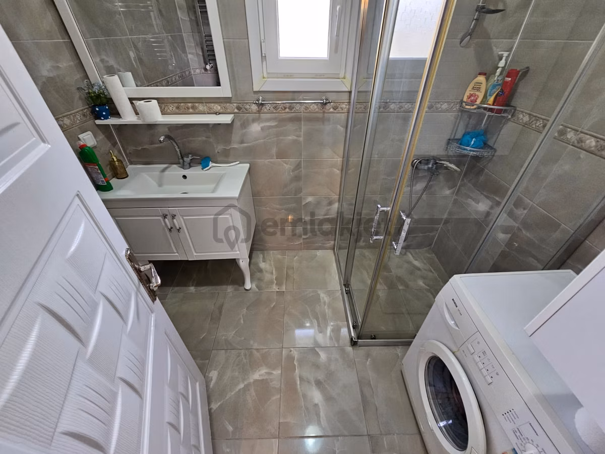Burhaniye'de Denize Sıfır Sitede Satılık Müstakil 3+1 Villa - 17