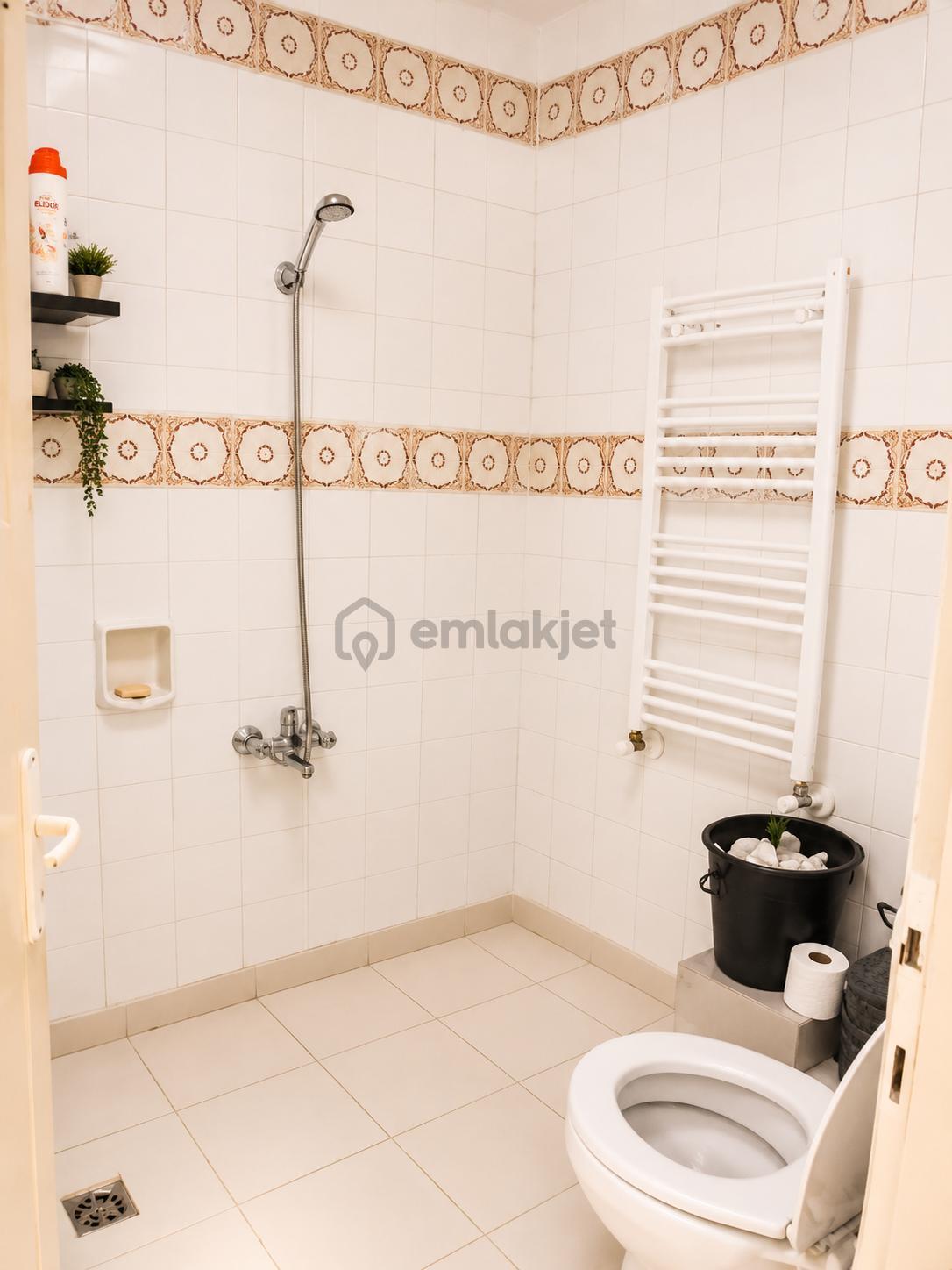 Remax Mid Bahçeli Evlerde Satılık 3+1 Daire - 14