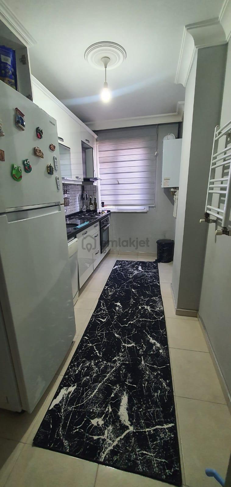 Bahçelievler Yenibosna'da Satılık 2+1 80m² Daire - 17