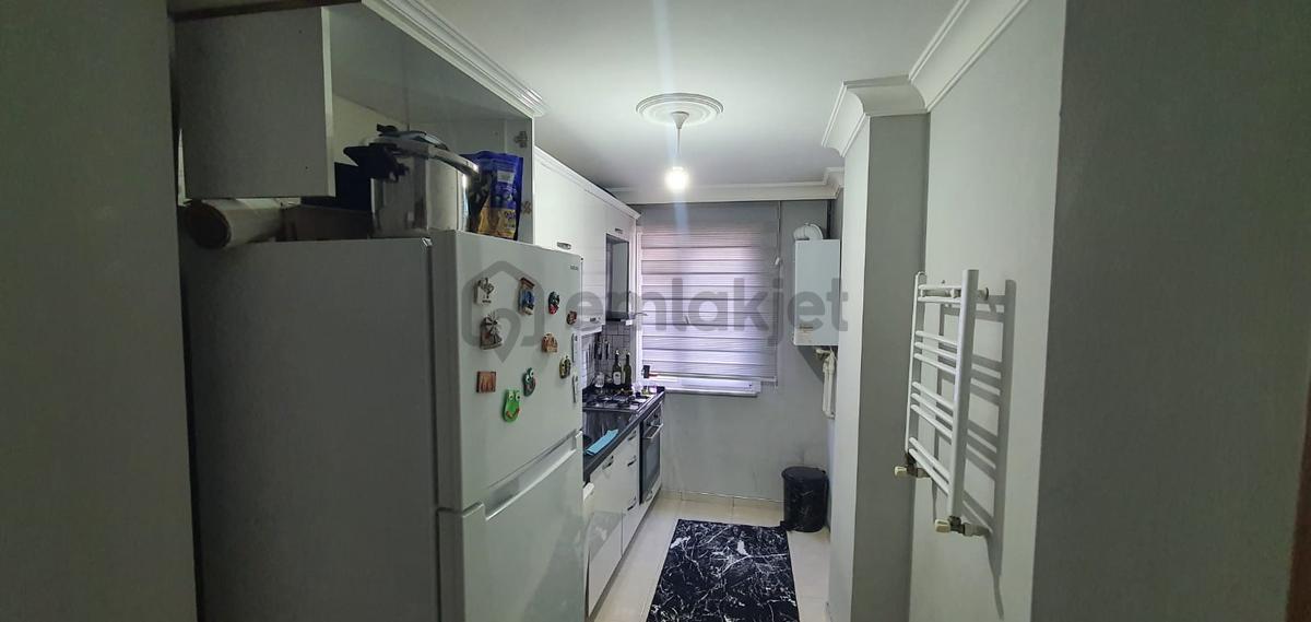 Bahçelievler Yenibosna'da Satılık 2+1 80m² Daire - 16