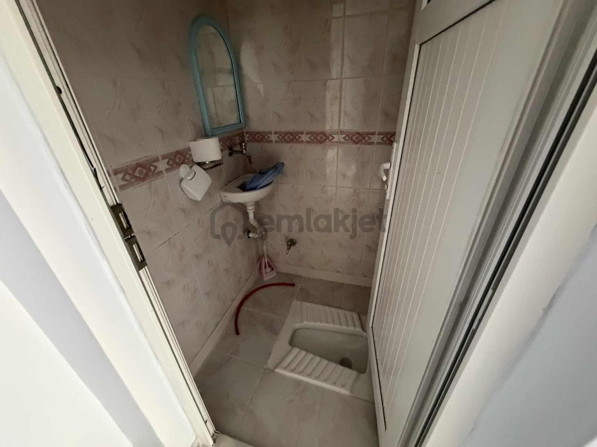 Erdemli Akdeniz Mahallesinde Denize Sıfır 3+1 Daire - 23