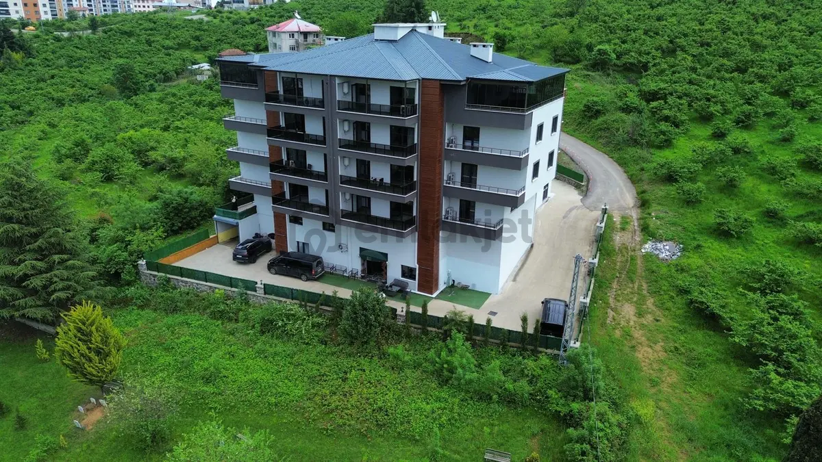 Trabzon'da Satılık Havuzlu Müstakil Bina - 32