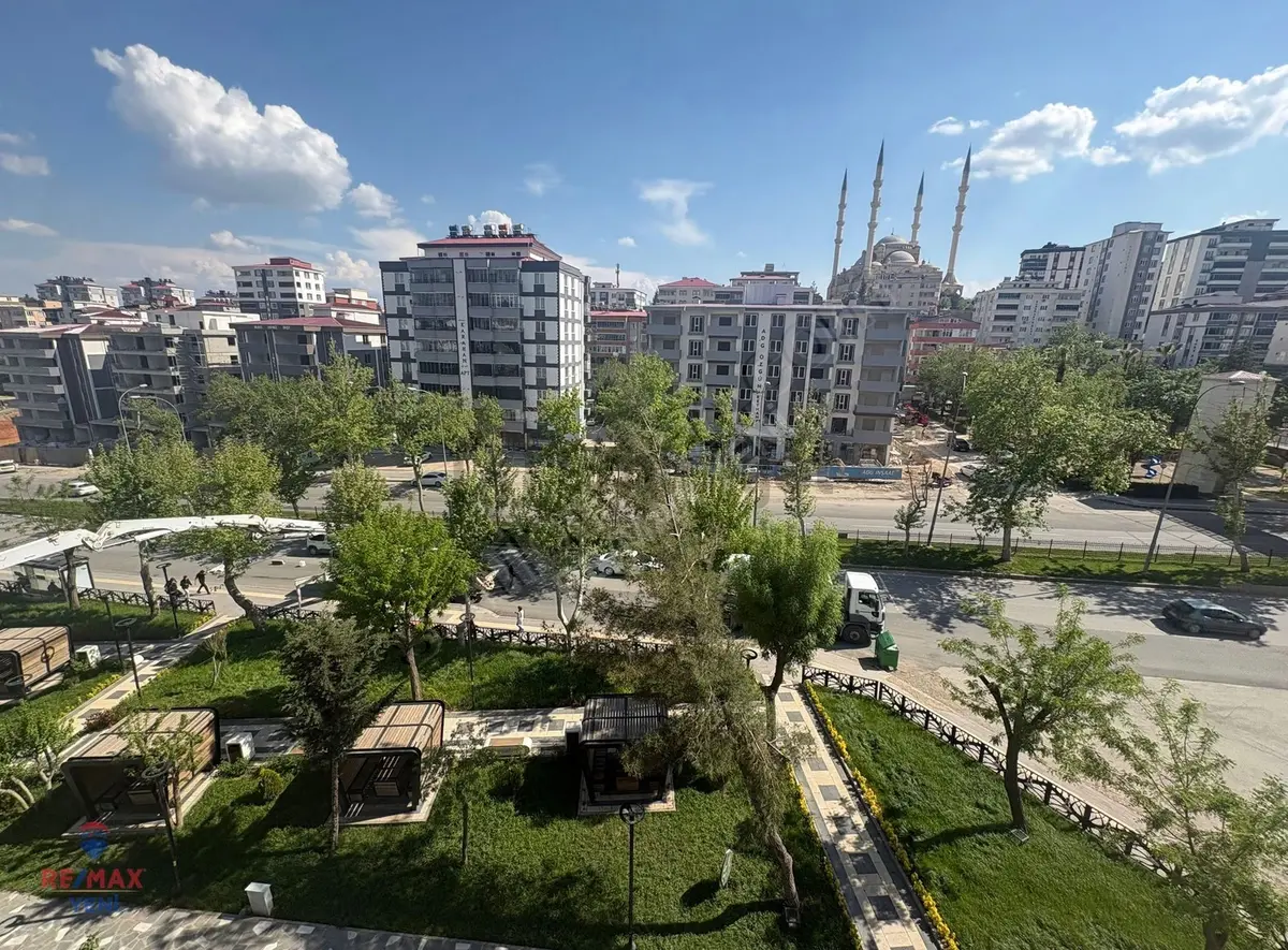 Şekerdere Anayol Kenarı Satılık 3+1 Daire - 17