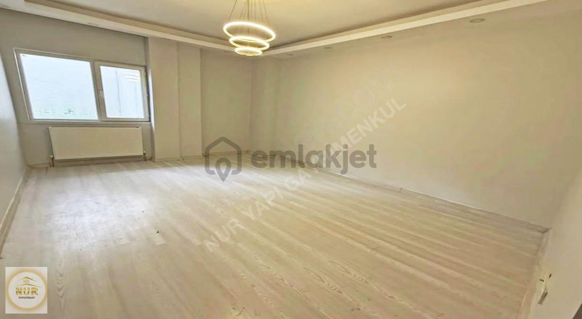 Nur Yapı'dan Cadde Üzeri Düz Giriş Seviyesinde 2+1 Bahçe Katı - 14