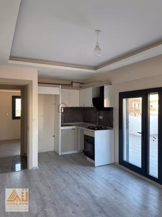 Karşıyaka Şemikler Fırsat Kiralık 2+1 Daire
