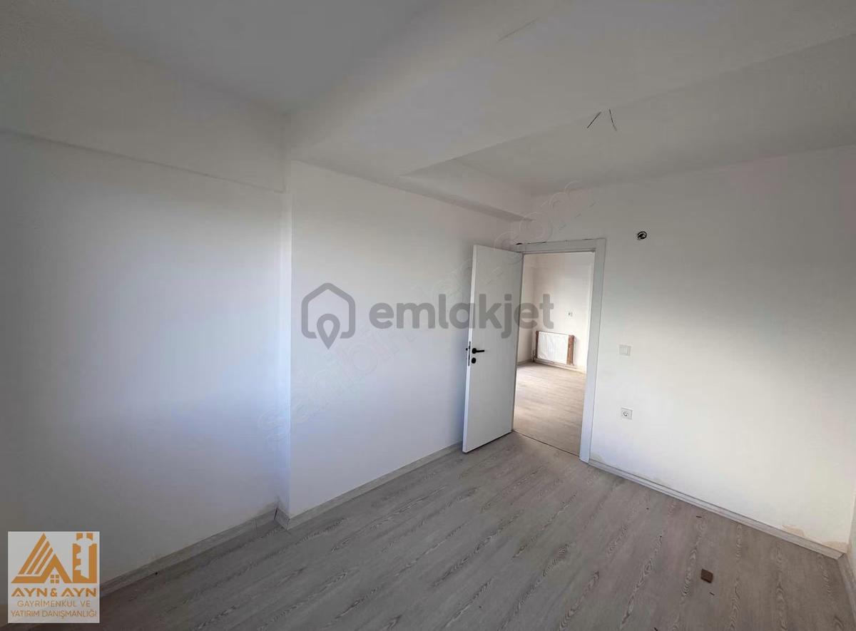 Seyrek Bakırçay Üniversitesine Yakın Satılık 1+1 Daire - 13