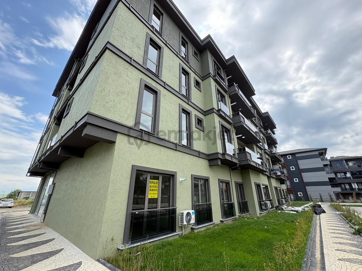Delux'den Atatürk Mh. Merkezinde Bahçekatı Satılık Lux 2+1 Daire