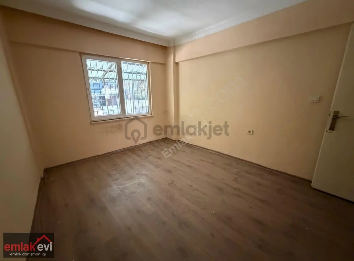 Emlak Evi'nden Orta Mah. Kapalı Mutfaklı 2+1 - 17