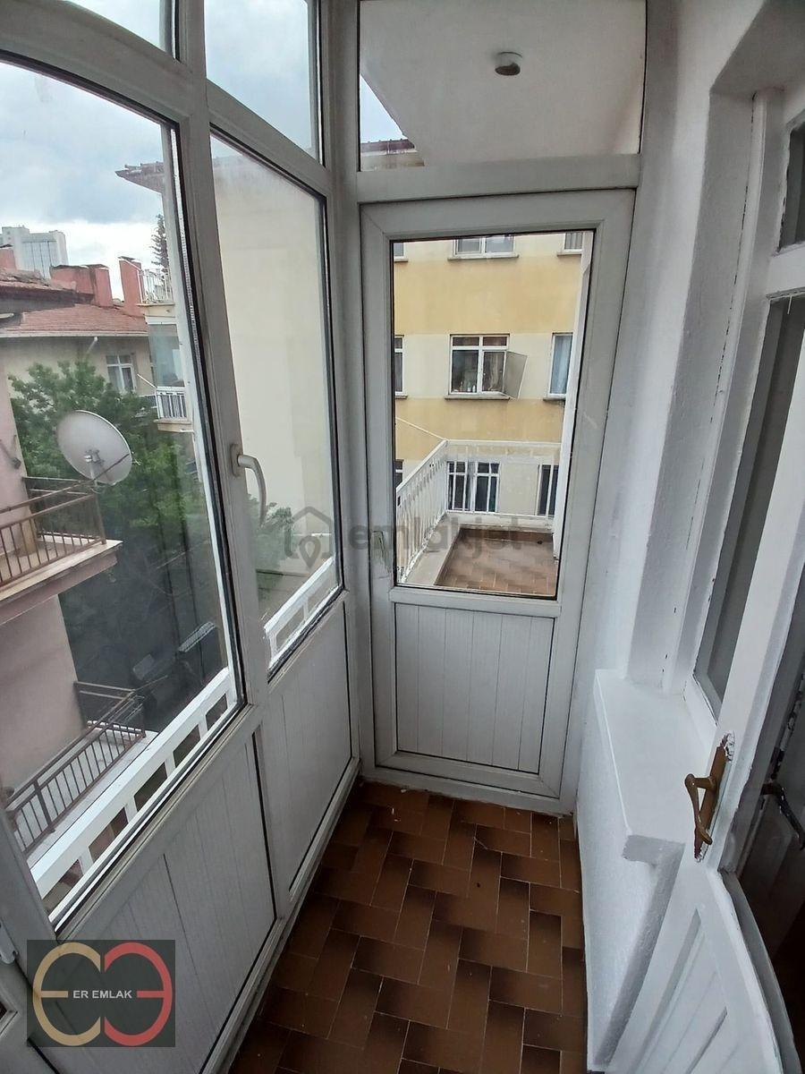 Emek ' Te Metro Yakını Otoparklı 3+1 Daire - 14