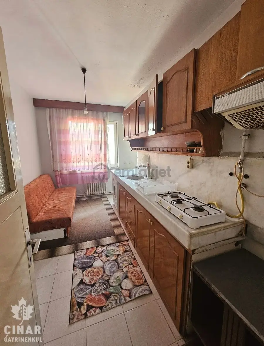 Balıkesir Kasaplar'da Eşyalı Satılık 2+1 Daire - 95m² - 17