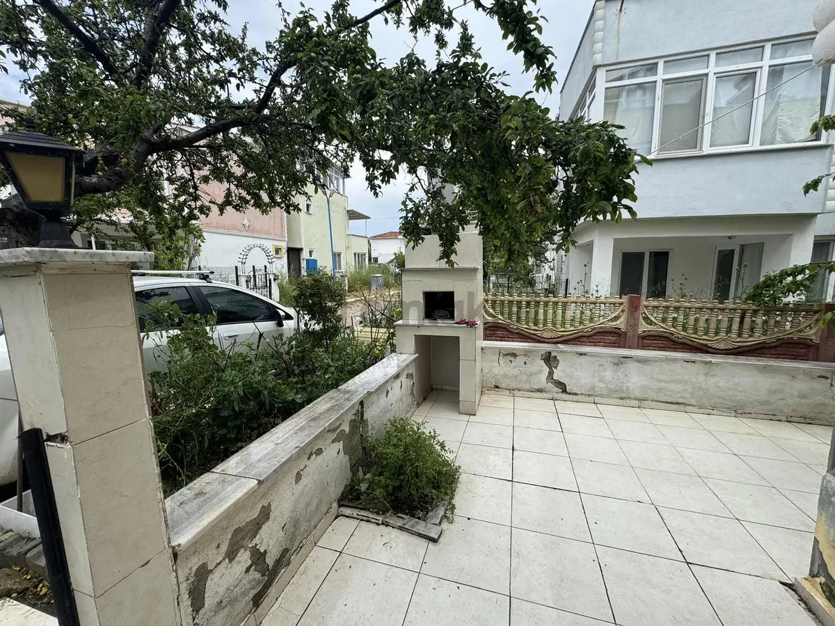 Gümüş Emlak'tan Eşyalı Satılık 1+1 Daire - 19