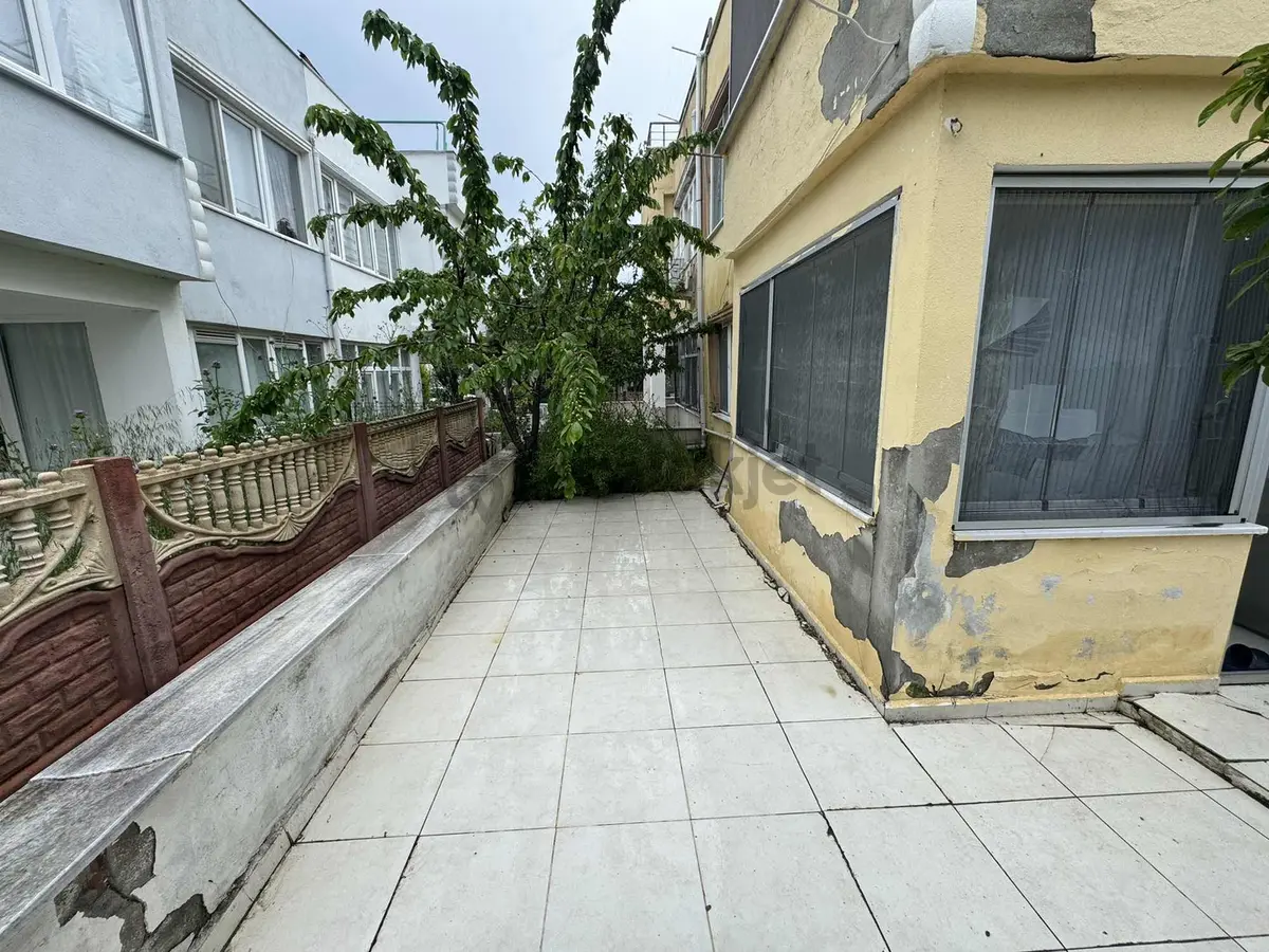 Gümüş Emlak'tan Eşyalı Satılık 1+1 Daire - 12