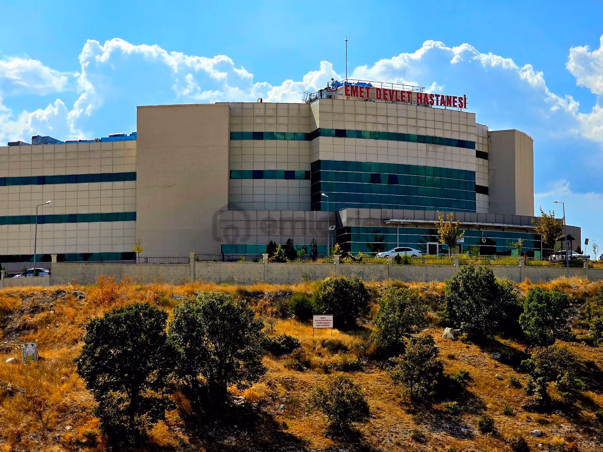 Kütahya Emet Örencik'te Köy Otoyol Elk Su Çay Yanı 1463 M² Bakımlı Tarla. Açıklamada - 16