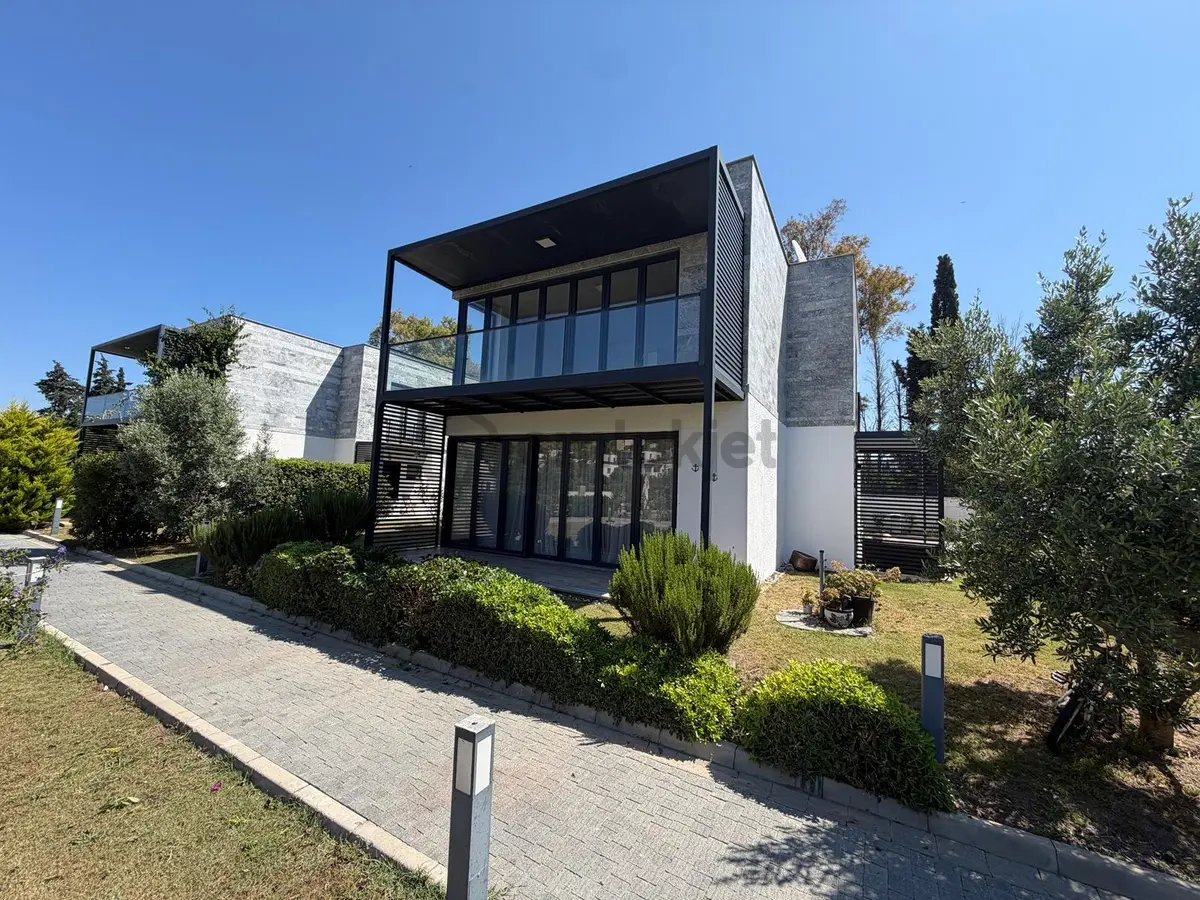 Bodrum Kadıkalesinde Denize 500 Metre Satılık Üst Kat Daire - 24