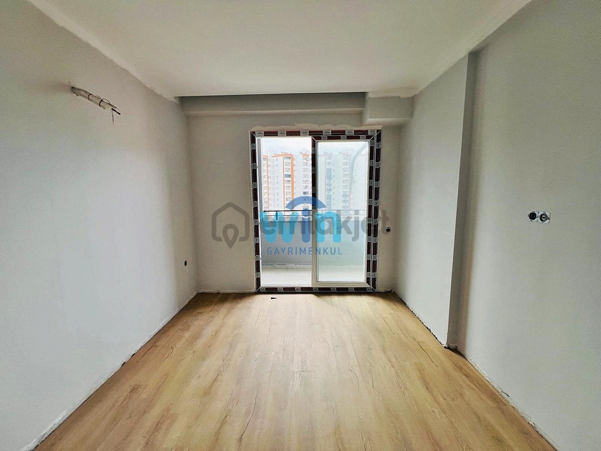 Win'den Çeşmeli'de Denize 100mt Mesafede Satılık 3+1 Köşe Daire - 15