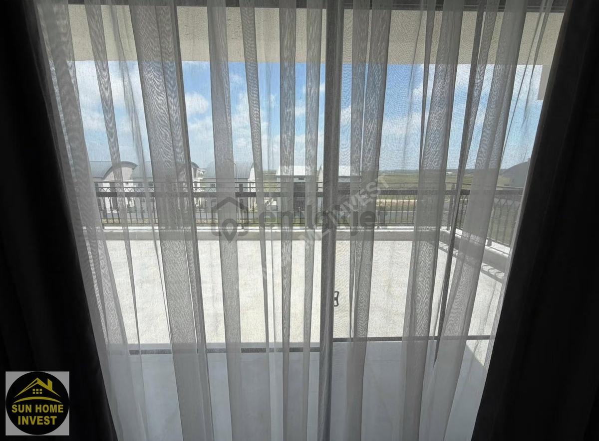 Lüks 3 Katlı Eşyalı Satılık Villa - 21