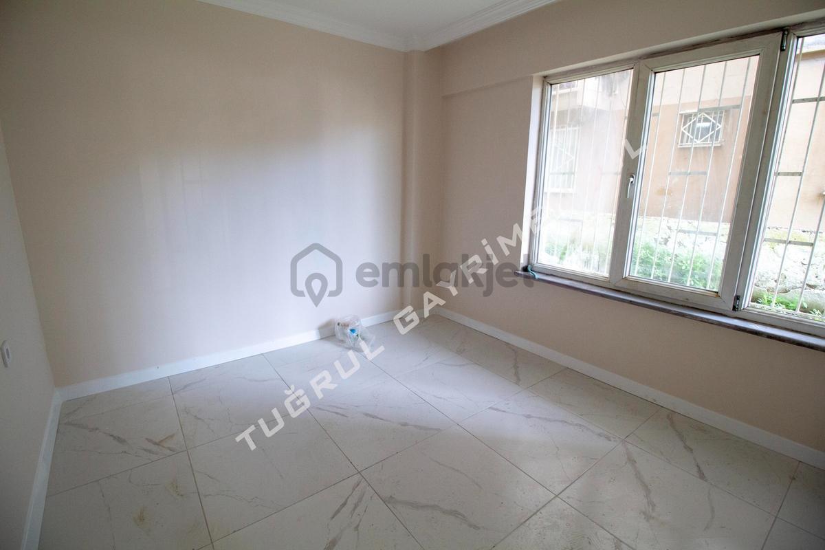 Çırpan Mahallesin'de 3+1 Düz Giriş Daire - 22
