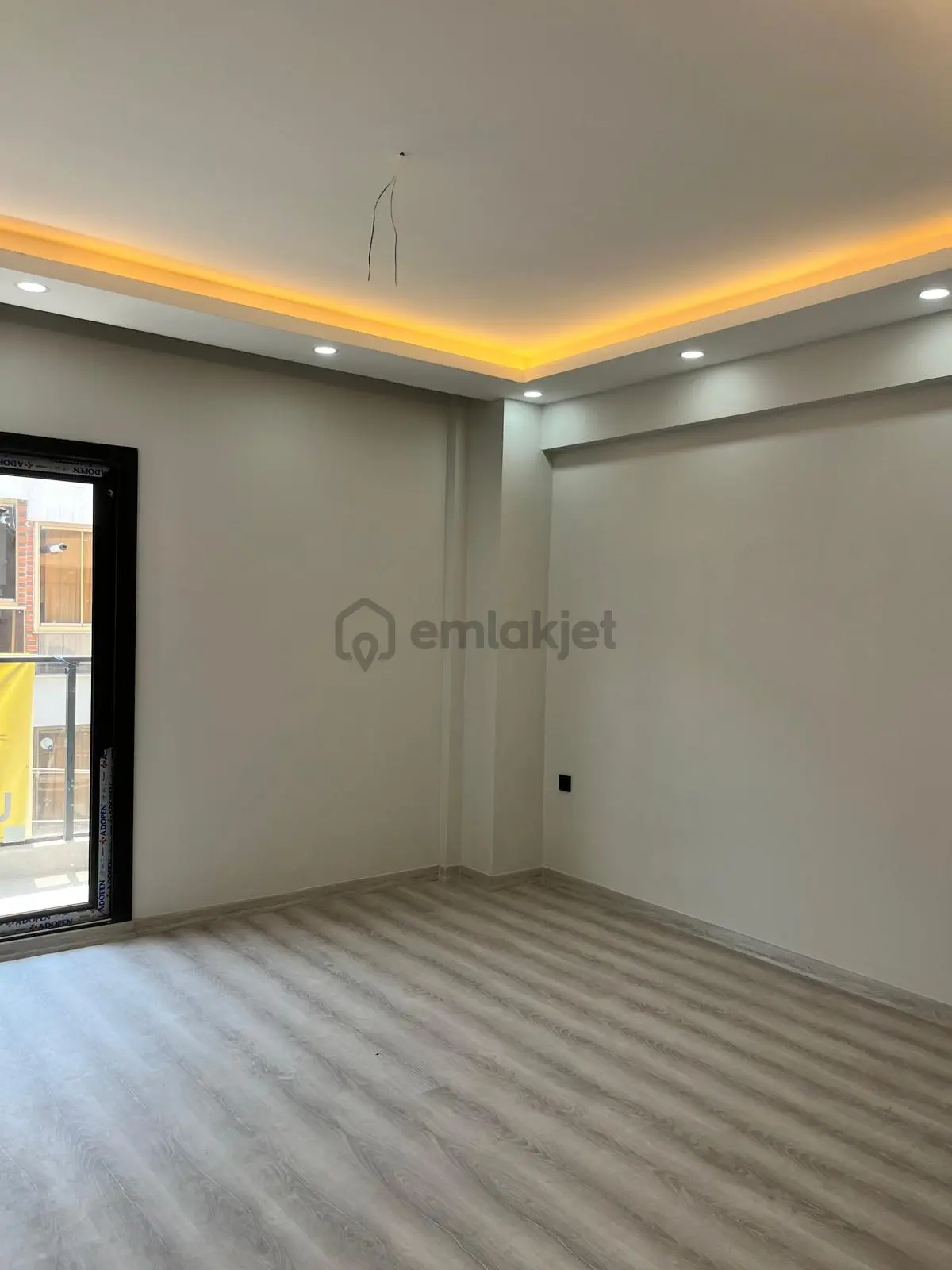 Acil Buca Uçanyola Yakın Arakat Sıfır Daire - 6