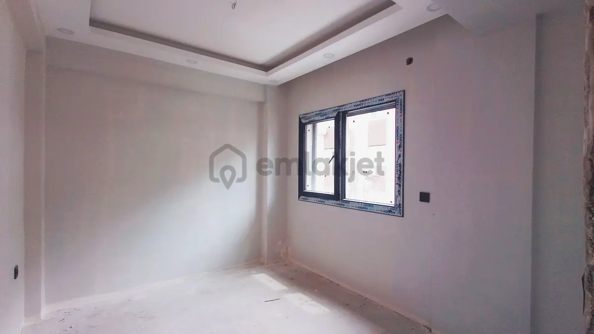 Acil Buca Uçanyola Yakın Arakat Sıfır Daire - 10
