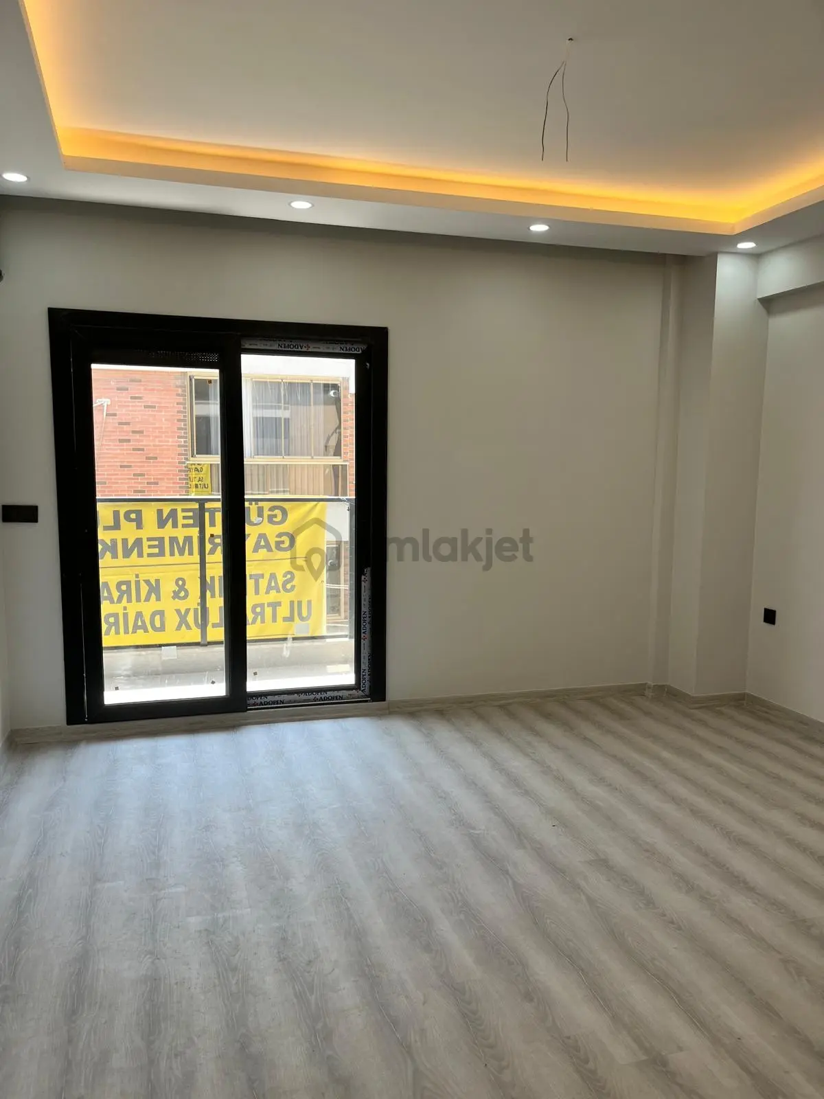 Acil Buca Uçanyola Yakın Arakat Sıfır Daire - 7