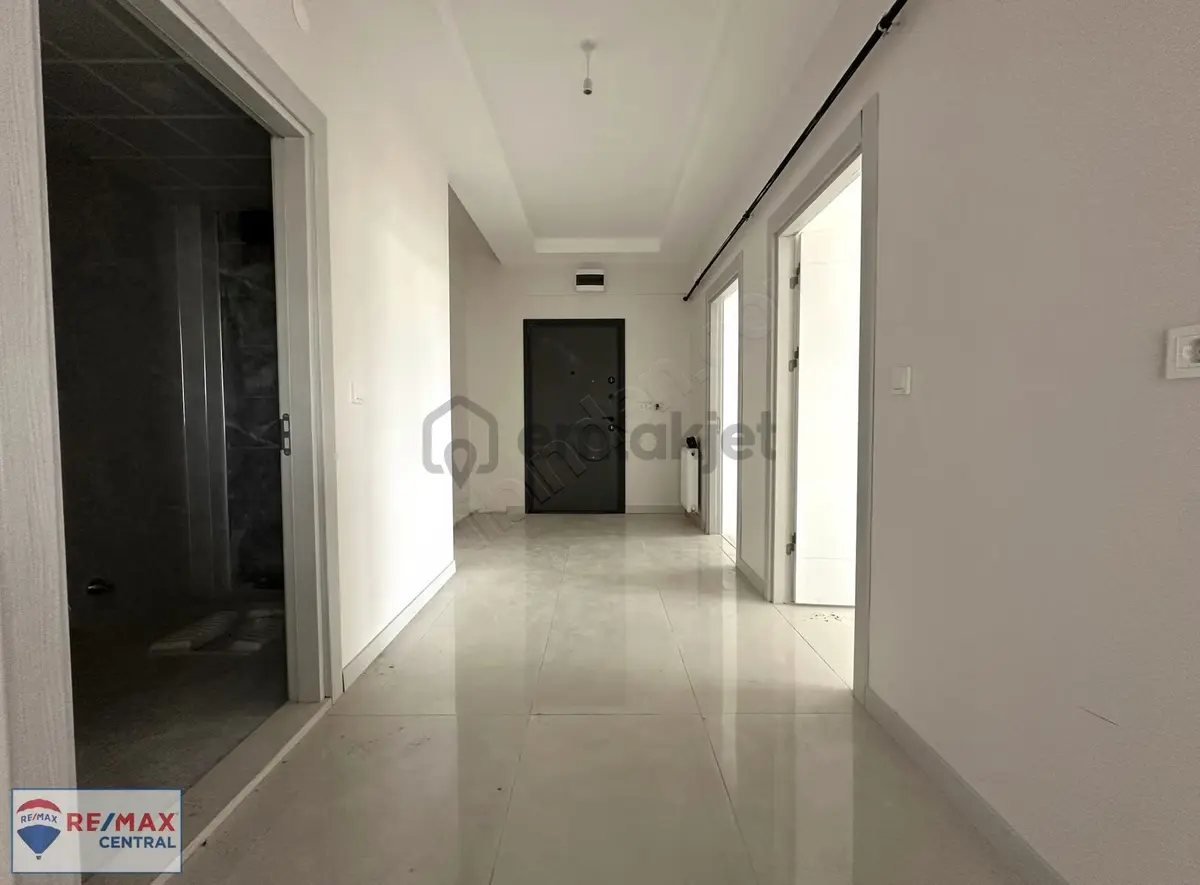 Re/max Central'dan Site İçerisinde Sıfır Net 140m2 3+1 Lüx Daire - 11