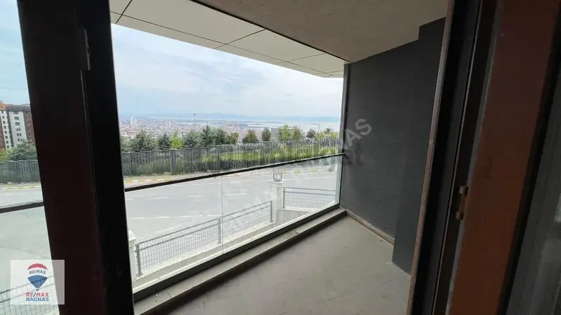 Pendik Captain Hill'de 2+2 Bahçe Dubleksi Kiralık Daire - 6