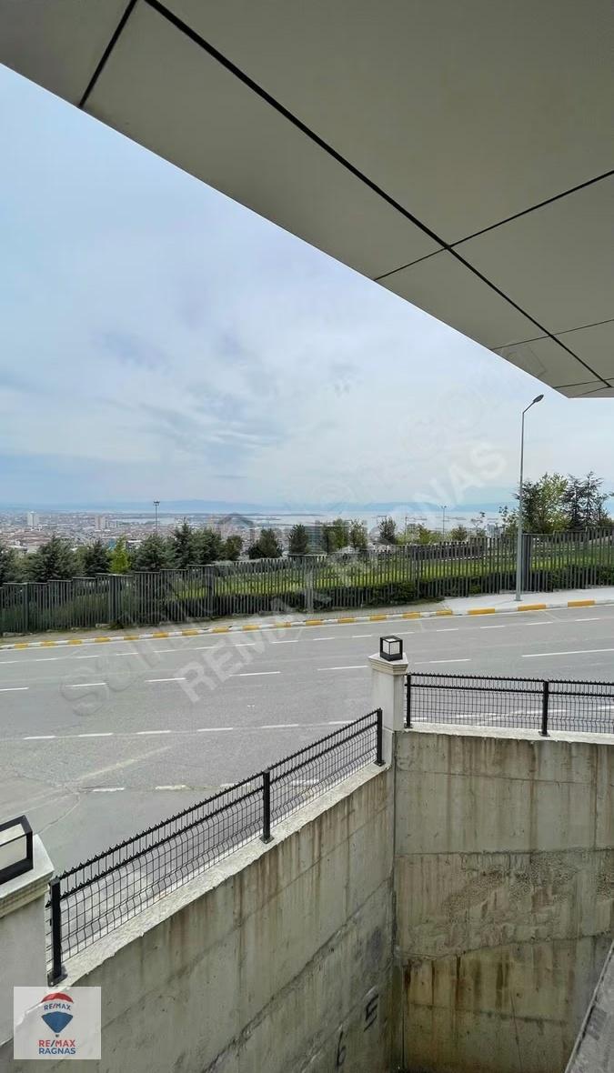 Pendik Captain Hill'de 2+2 Bahçe Dubleksi Kiralık Daire - 29