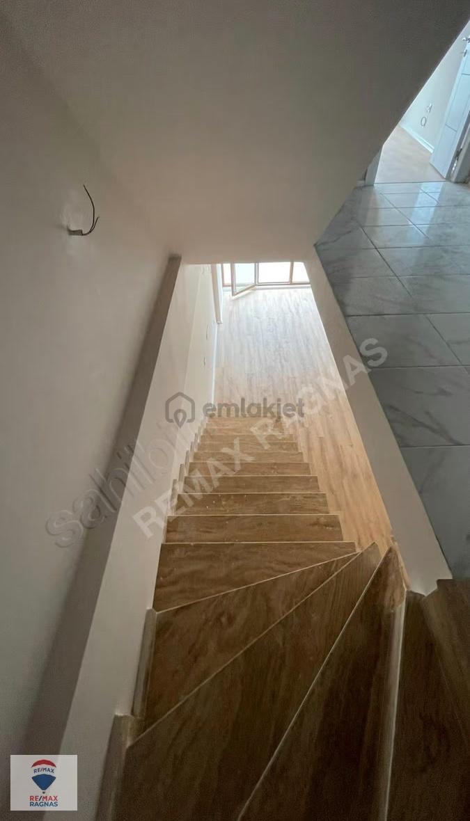 Pendik Captain Hill'de 2+2 Bahçe Dubleksi Kiralık Daire - 26