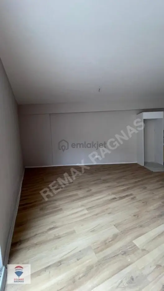 Pendik Captain Hill'de 2+2 Bahçe Dubleksi Kiralık Daire - 9