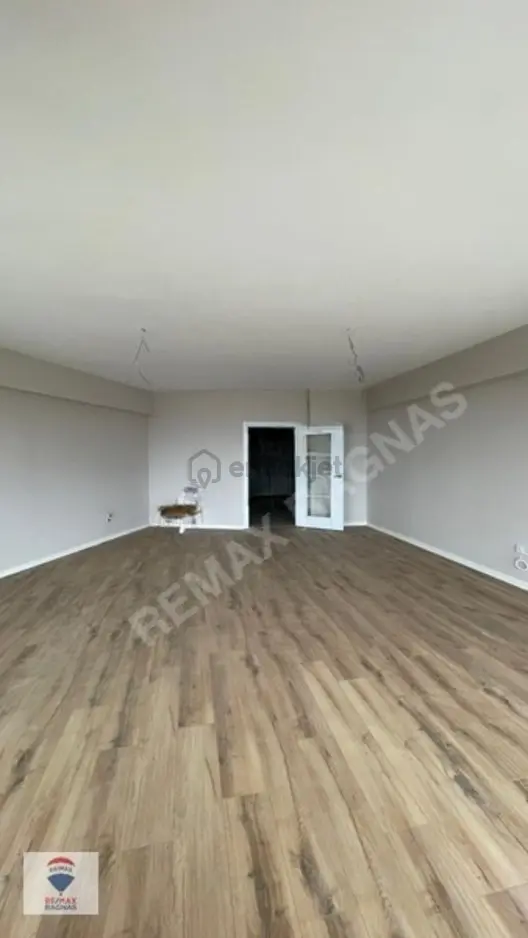 Pendik Captain Hill'de 2+2 Bahçe Dubleksi Kiralık Daire - 23