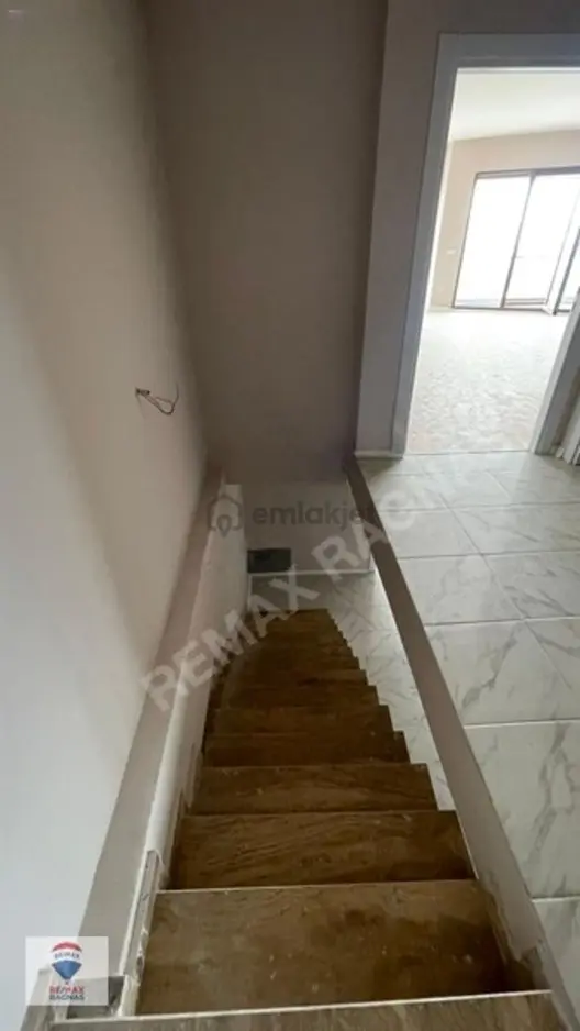 Pendik Captain Hill'de 2+2 Bahçe Dubleksi Kiralık Daire - 21