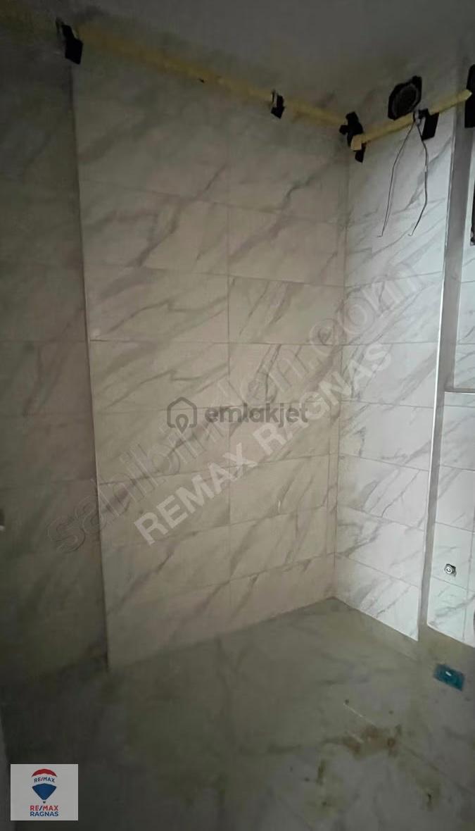Pendik Captain Hill'de 2+2 Bahçe Dubleksi Kiralık Daire - 15
