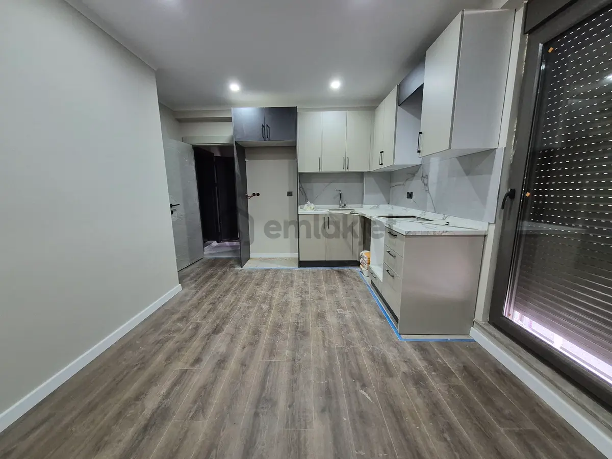 Sıfır Binada 1+1 Bahce Katı I - 10