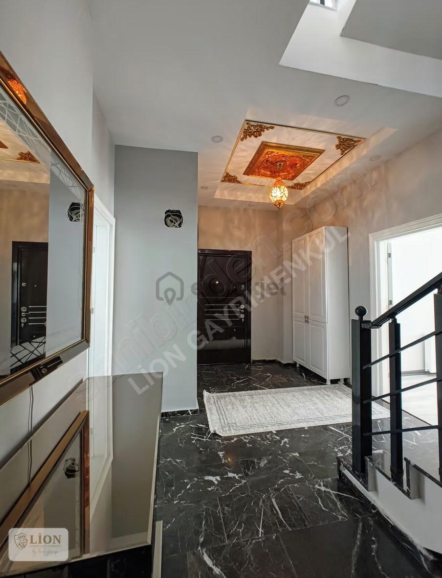 850m² Arsa İçinde Özel Yapım Lüks 5+3 Villa - 27